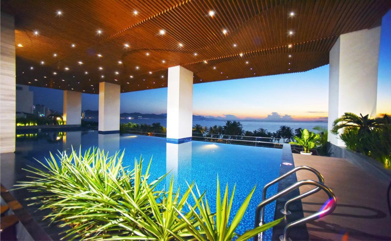 Sunny Smes - Virgo Nha Trang Apartment Bagian luar foto